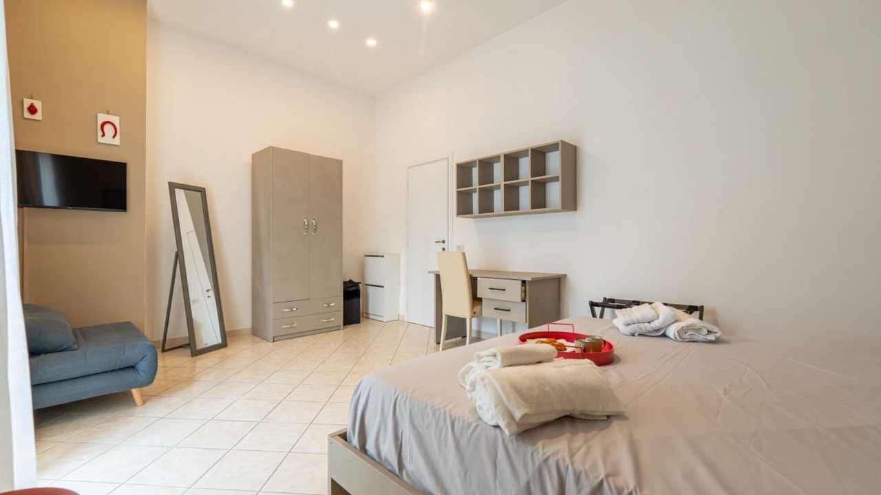 Photo of Bedroom in Naples City Centre