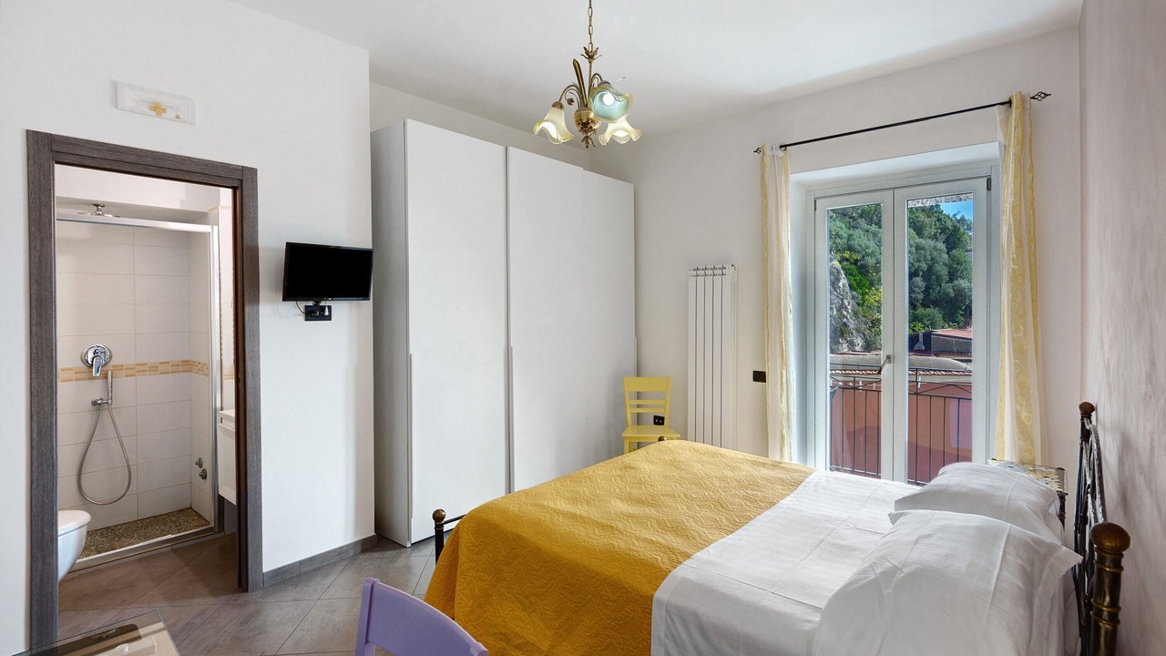 Photo of Bedroom in Cetara