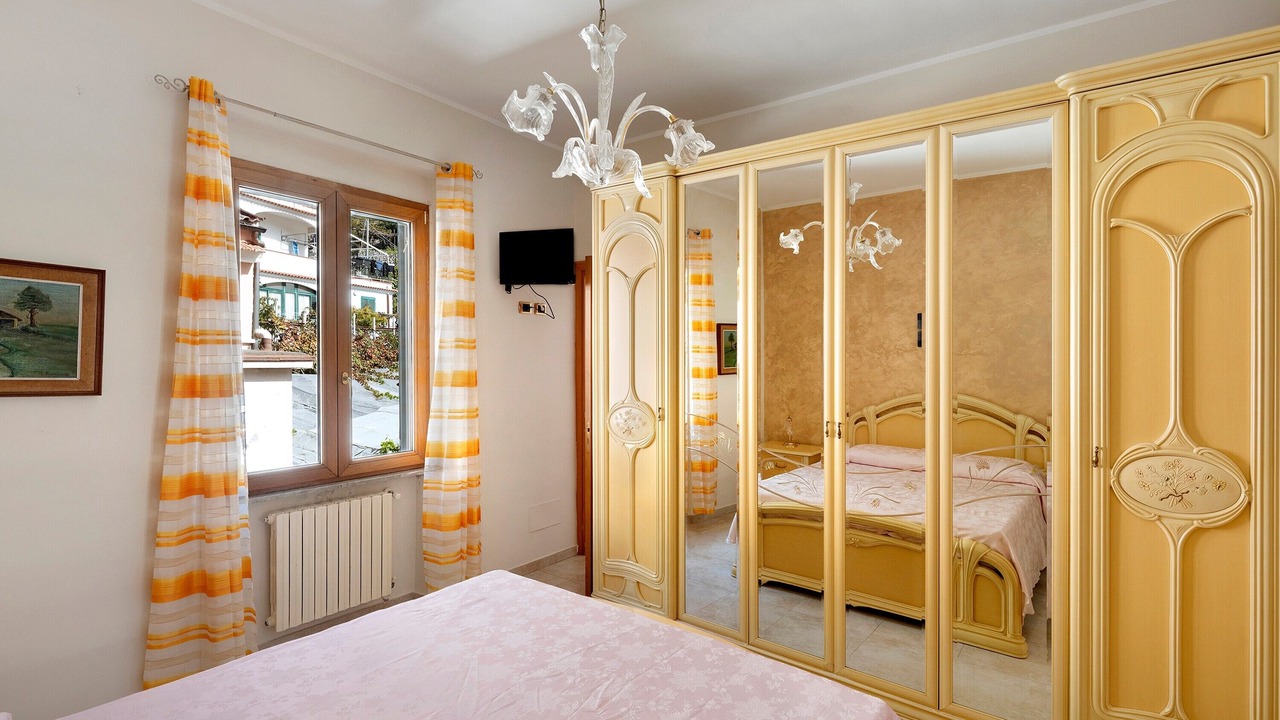 Photo of Bedroom in Cetara