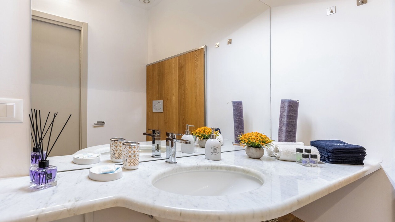 Photo of Bathroom in Historic Centre