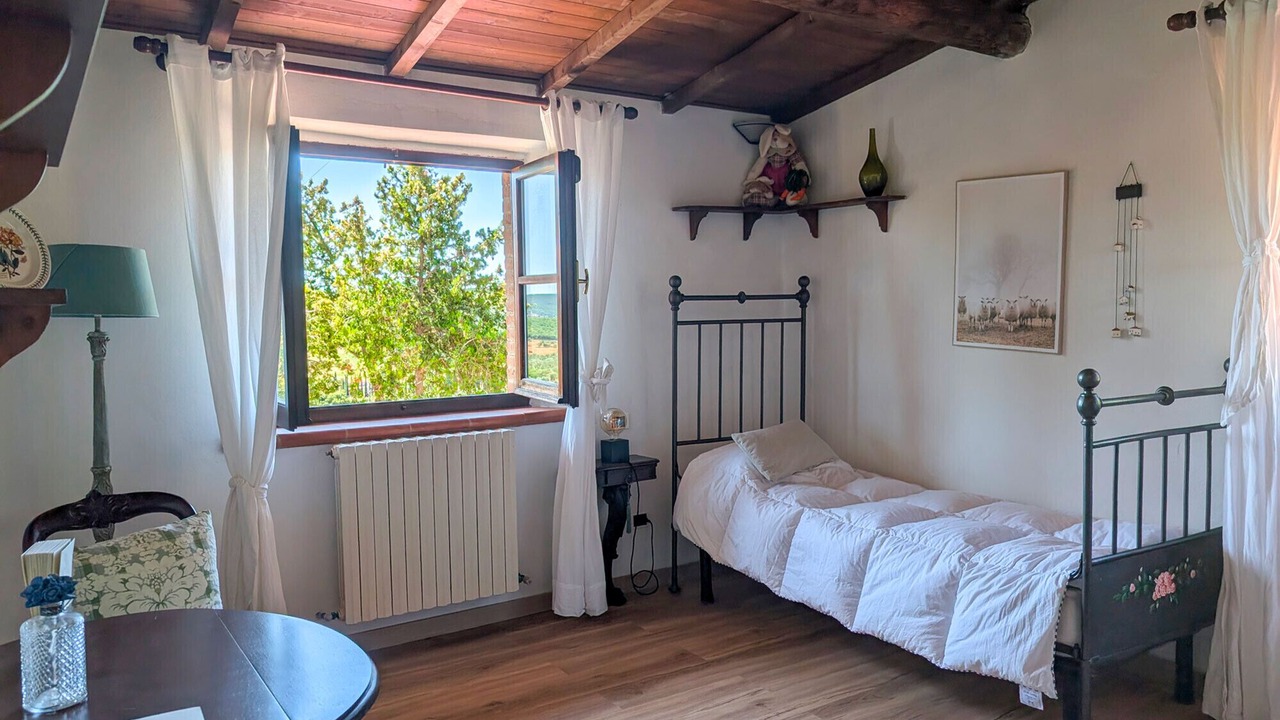 Photo of Bedroom in Suvereto