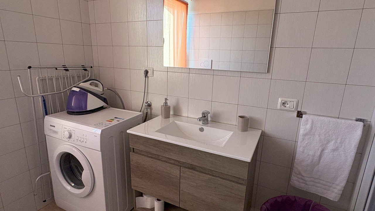 Photo of Bathroom in Pollutri