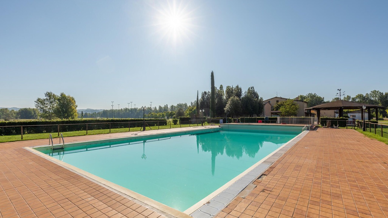 Photo of Outdoor in Montone