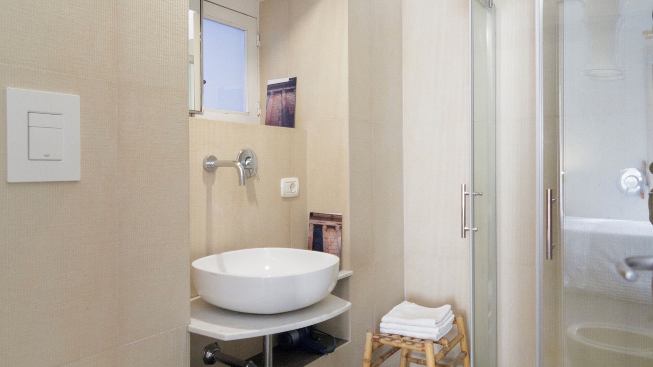 Photo of Bathroom in Naples City Centre