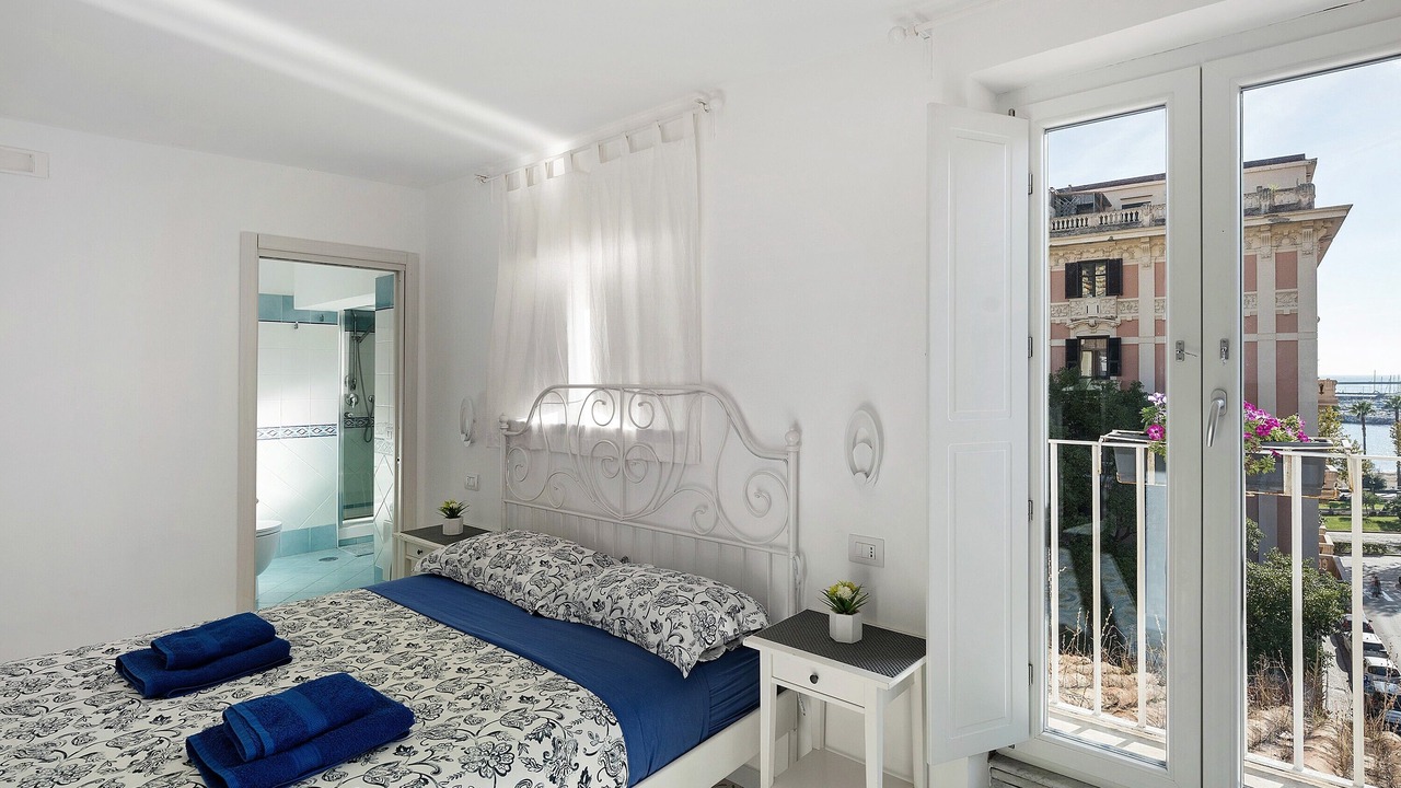 Photo of Bedroom in Historical Downtown Salerno