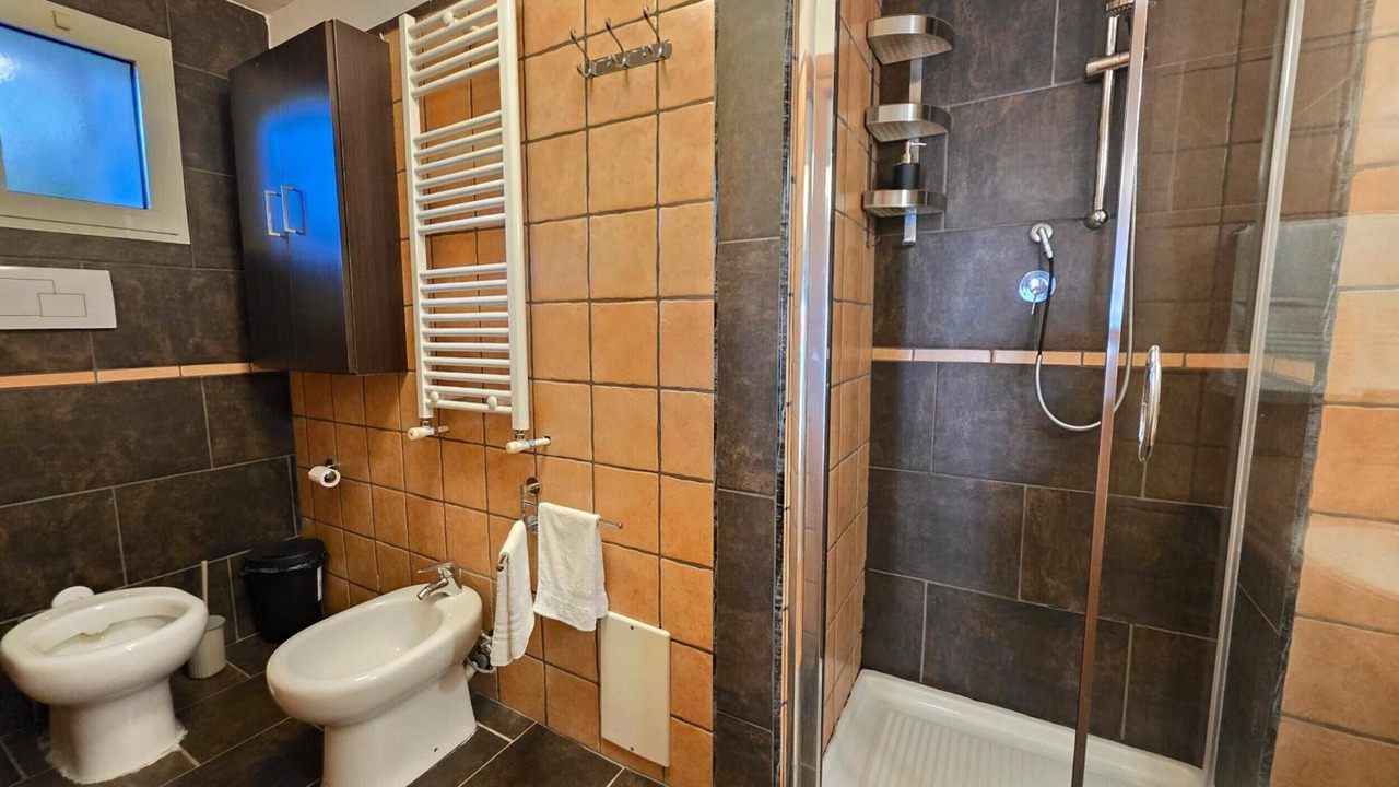 Photo of Bathroom in Pagani