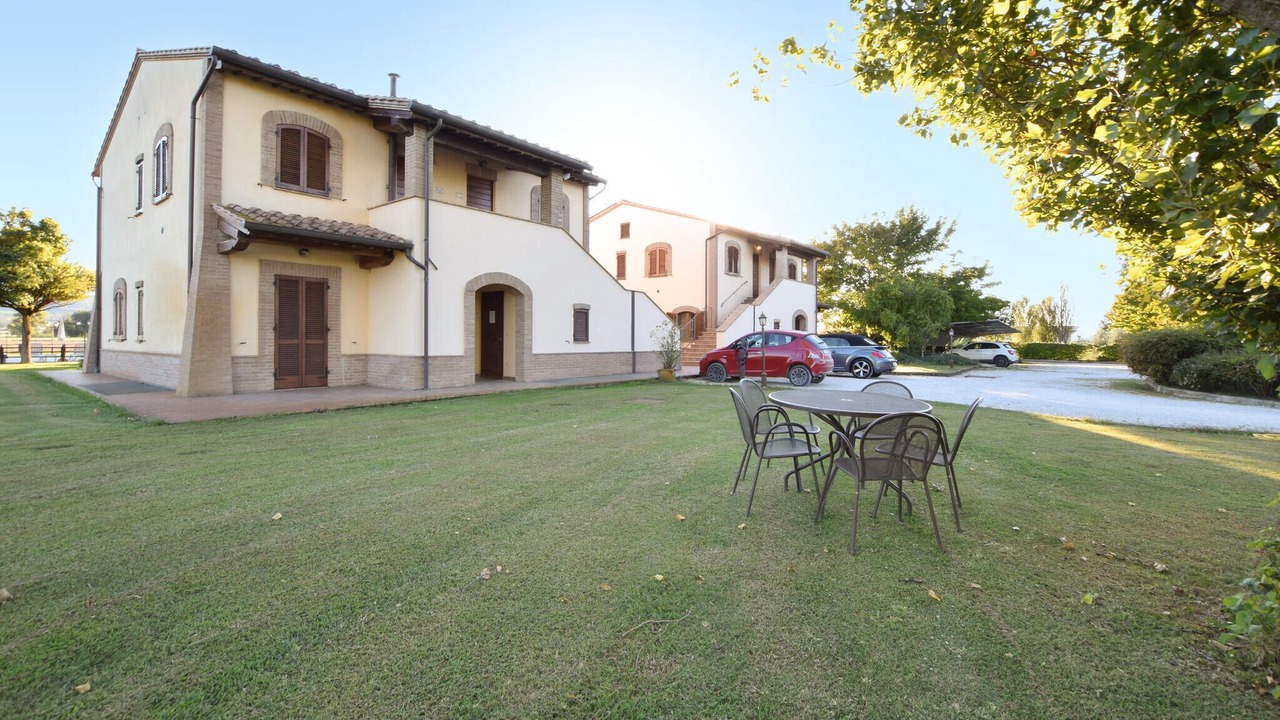 Photo of Others in Cannara