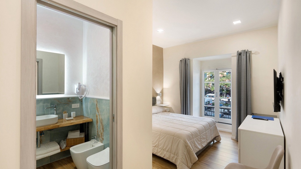 Photo of Bedroom in Historical Downtown Salerno