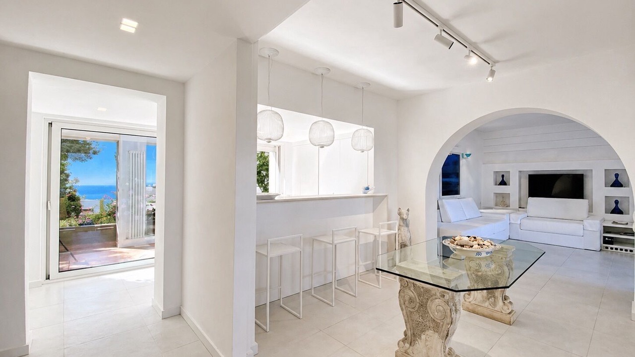 Photo of Livingroom in Forio