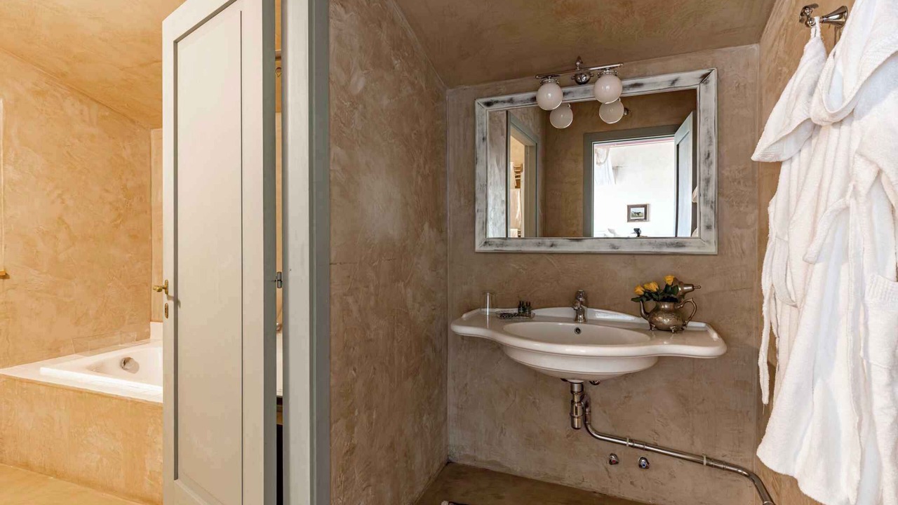 Photo of Bathroom in Montalcino