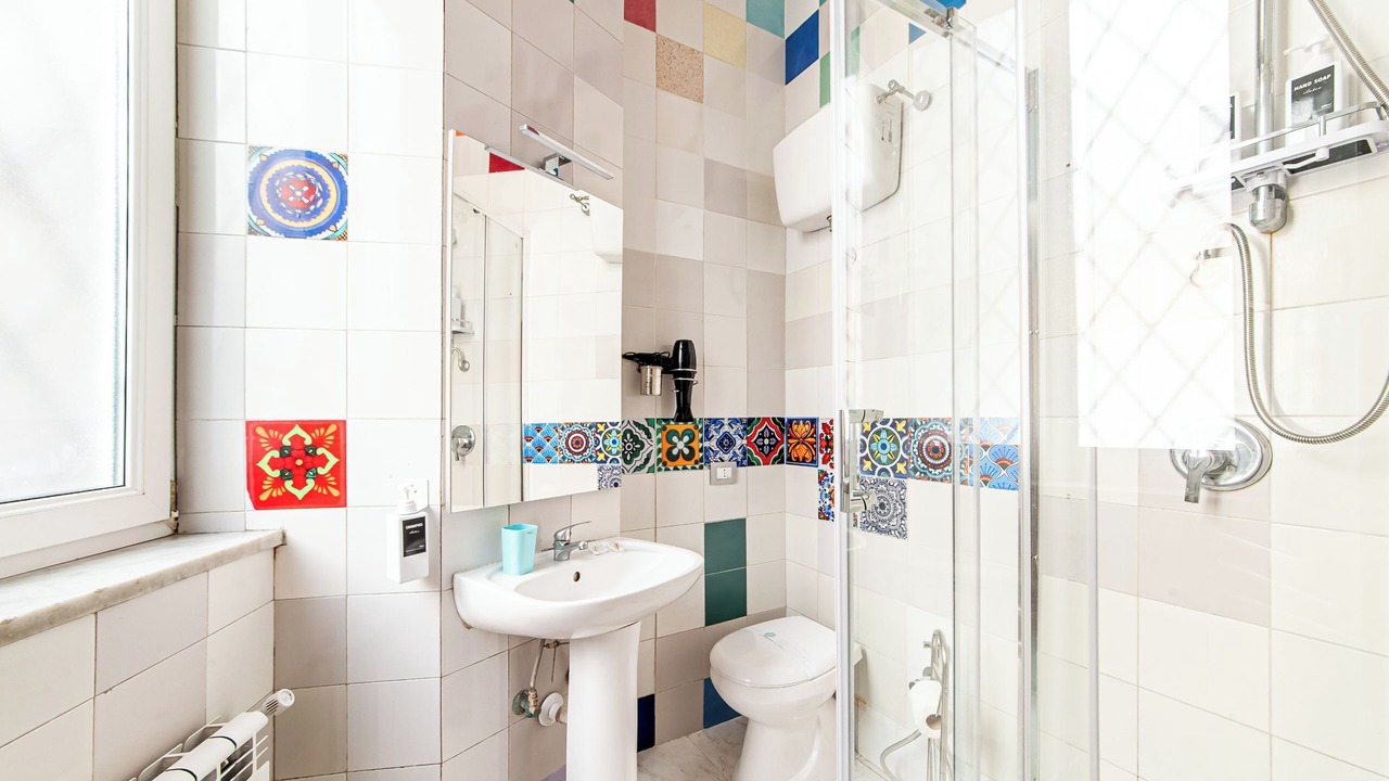Photo of Bathroom in Historical Center