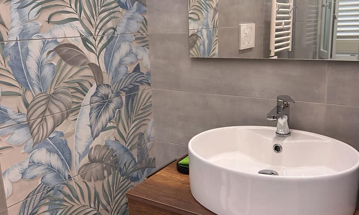 Photo of Bathroom in Naples