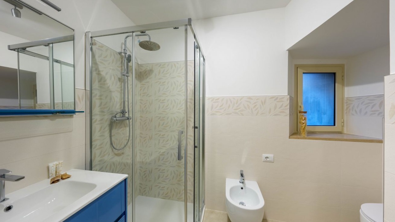Photo of Bathroom in Atri