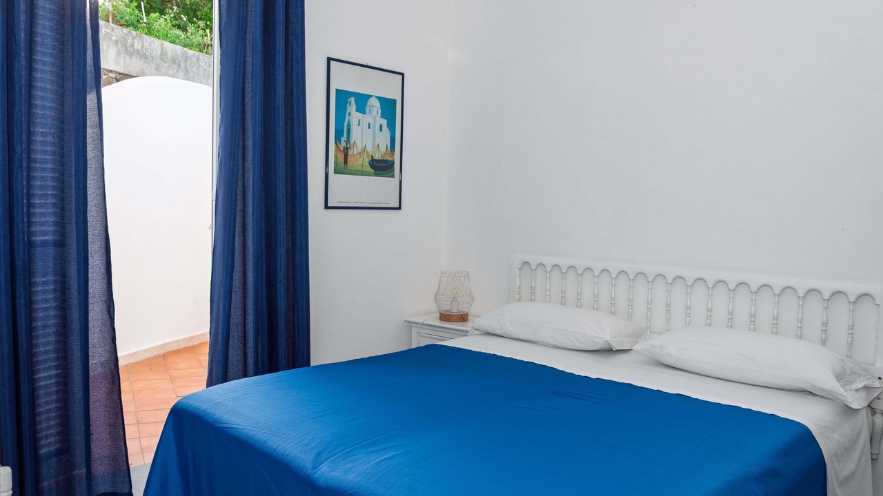 Photo of Bedroom in Ischia Porto