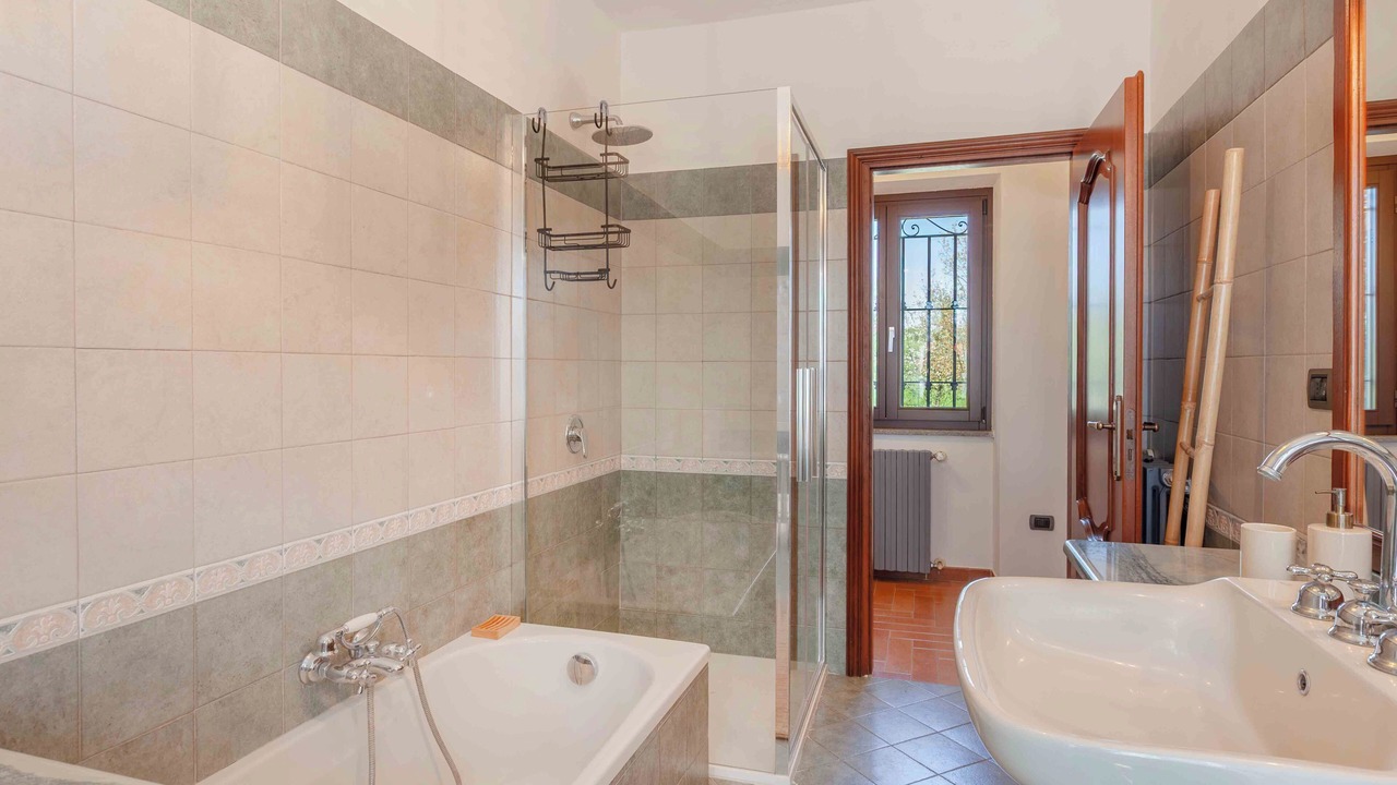 Photo of Bathroom in Villafranca dʼAsti
