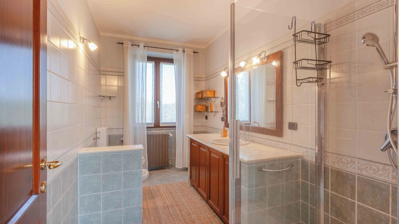 Photo of Bathroom in Villafranca dʼAsti
