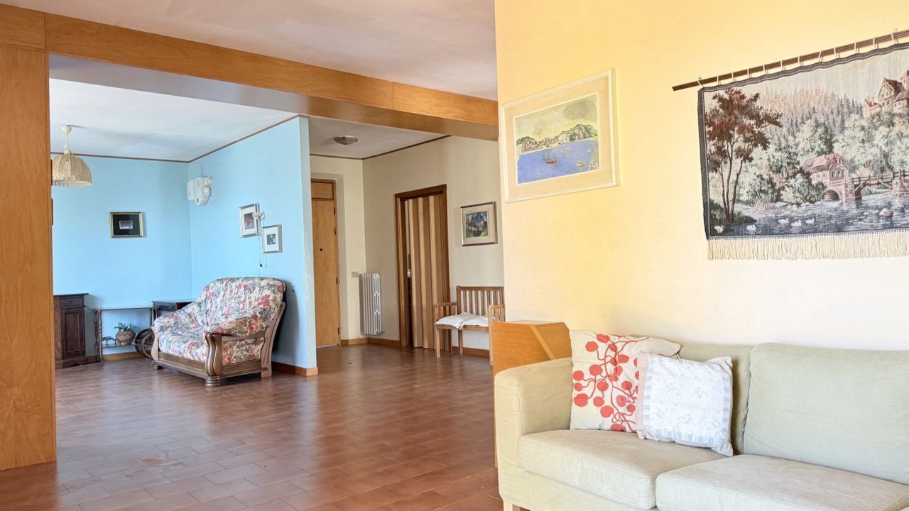 Photo of Livingroom in Camerano