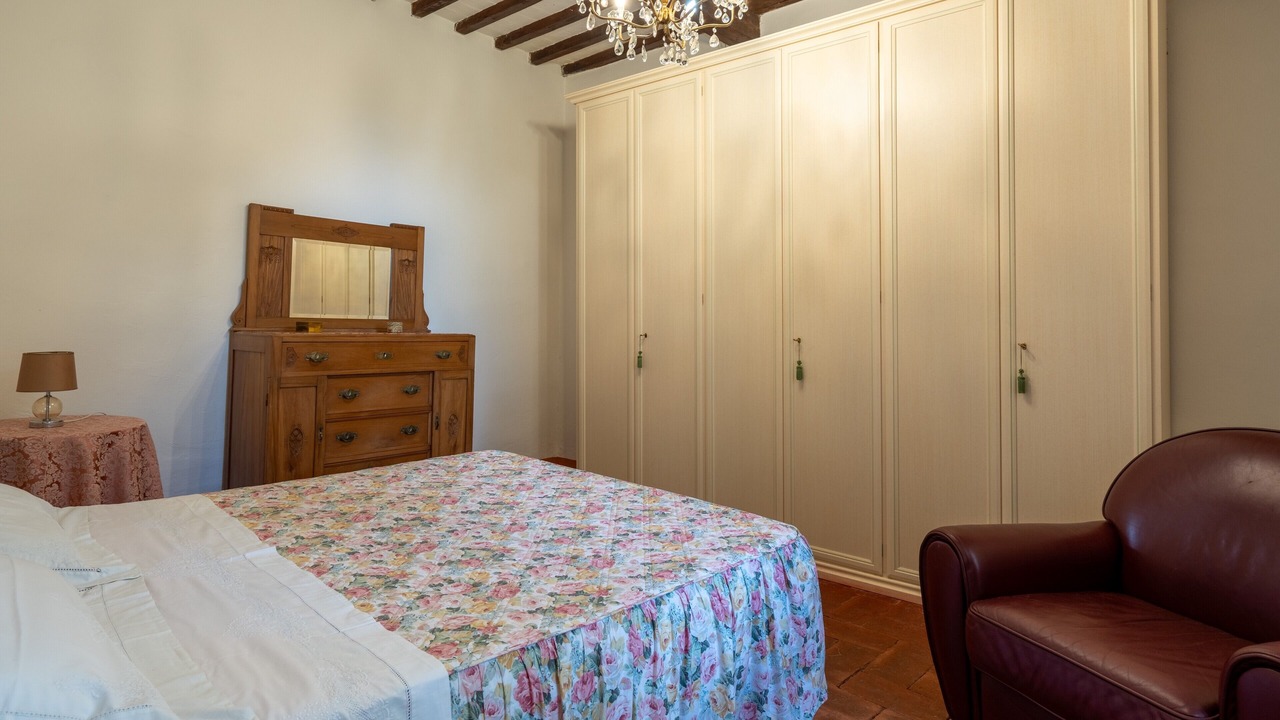 Photo of Bedroom in Arezzo