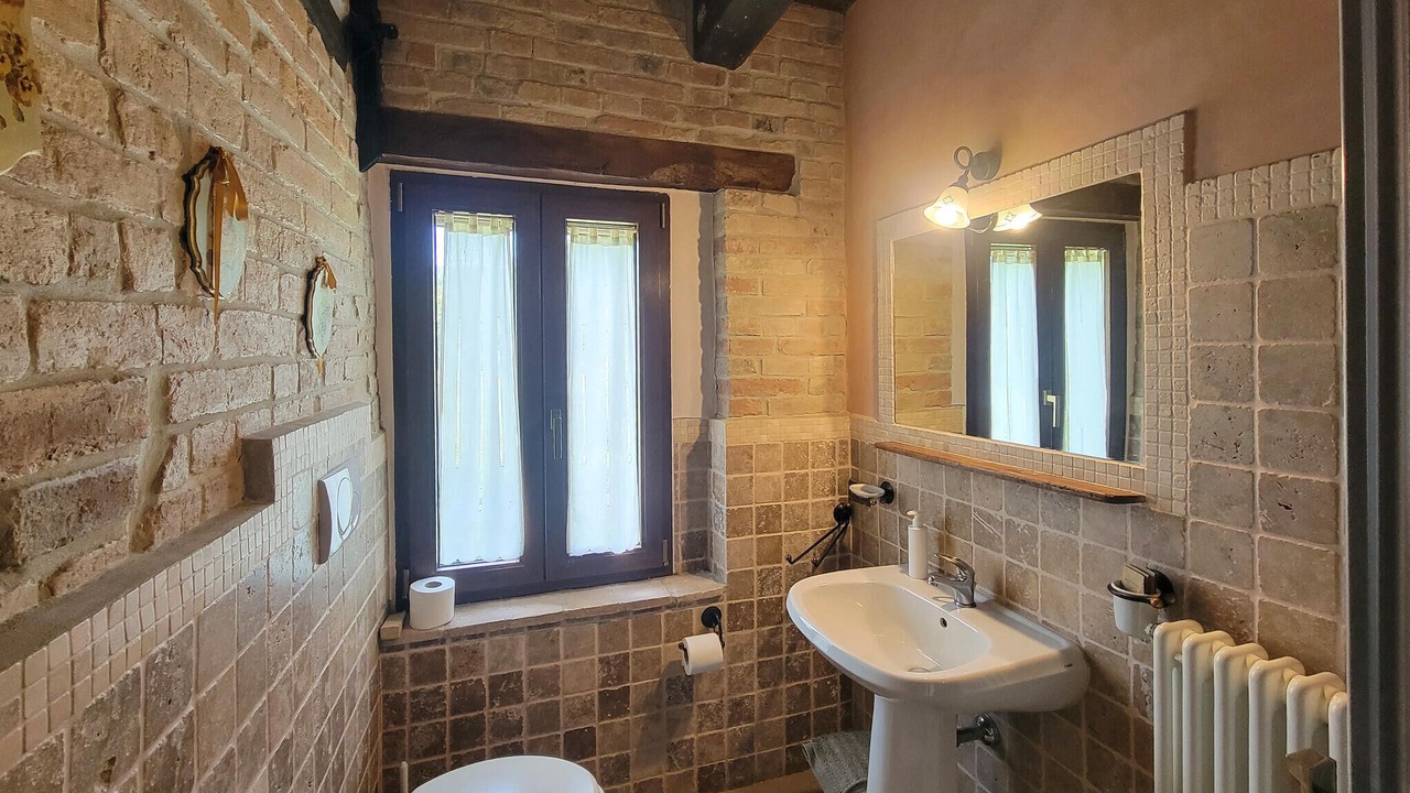 Photo of Bathroom in Sarnano