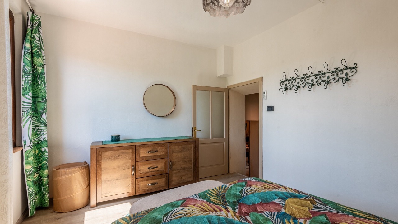 Photo of Bedroom in Petroio