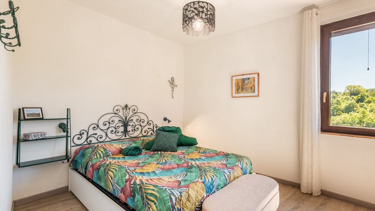 Photo of Bedroom in Petroio