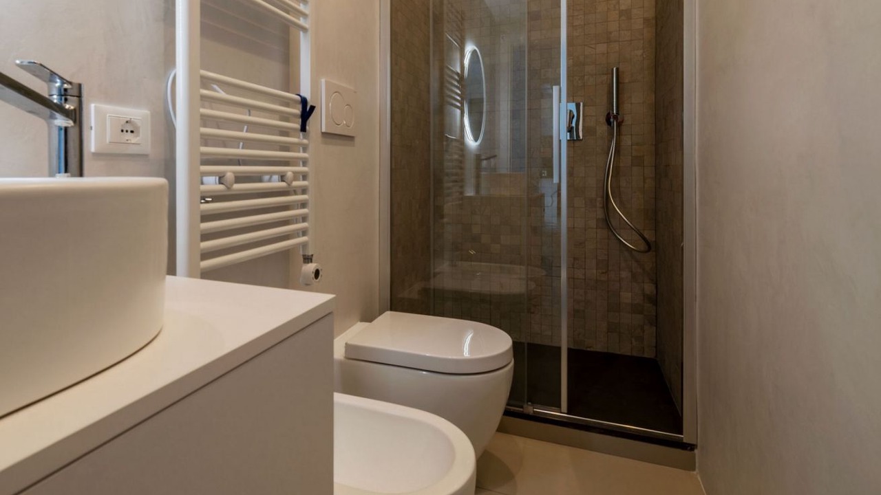 Photo of Bathroom in Universita