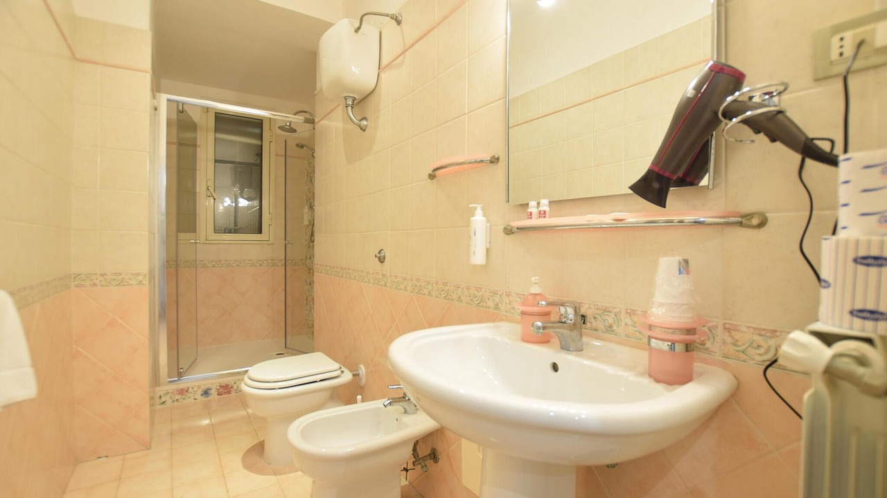 Photo of Bathroom in Paestum