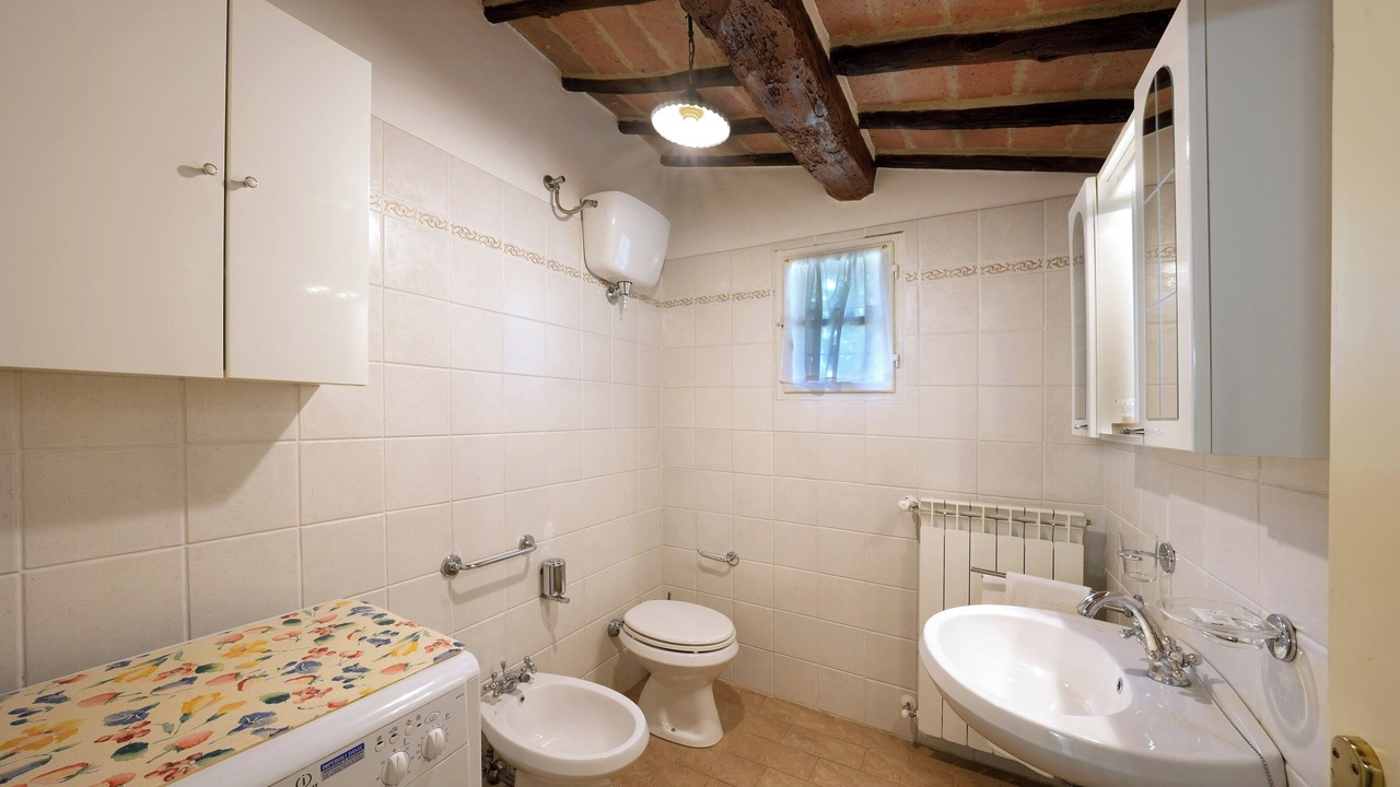 Photo of Bathroom in Paciano
