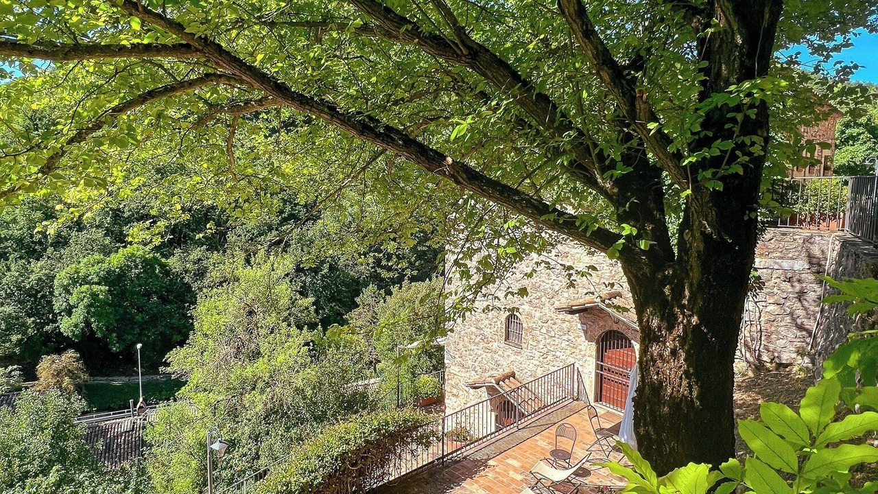 Photo of Patio Balcony in Rasiglia