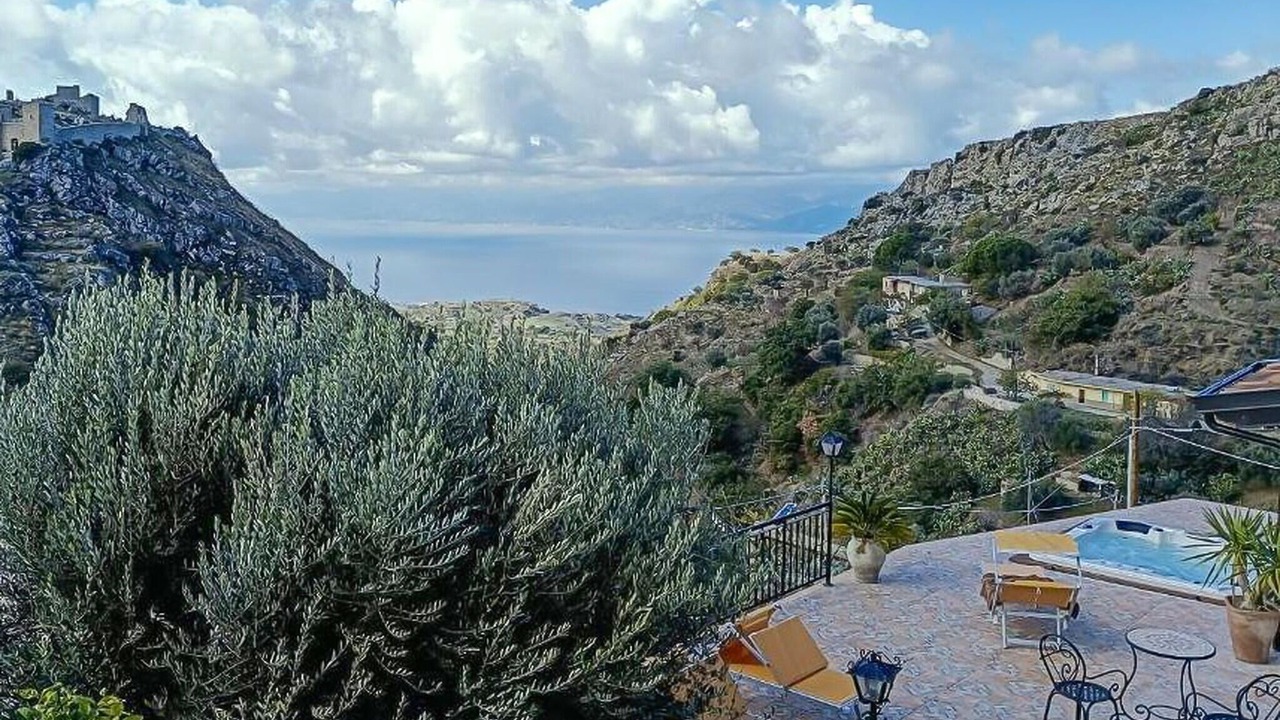 Photo of Bedroom in Motta San Giovanni