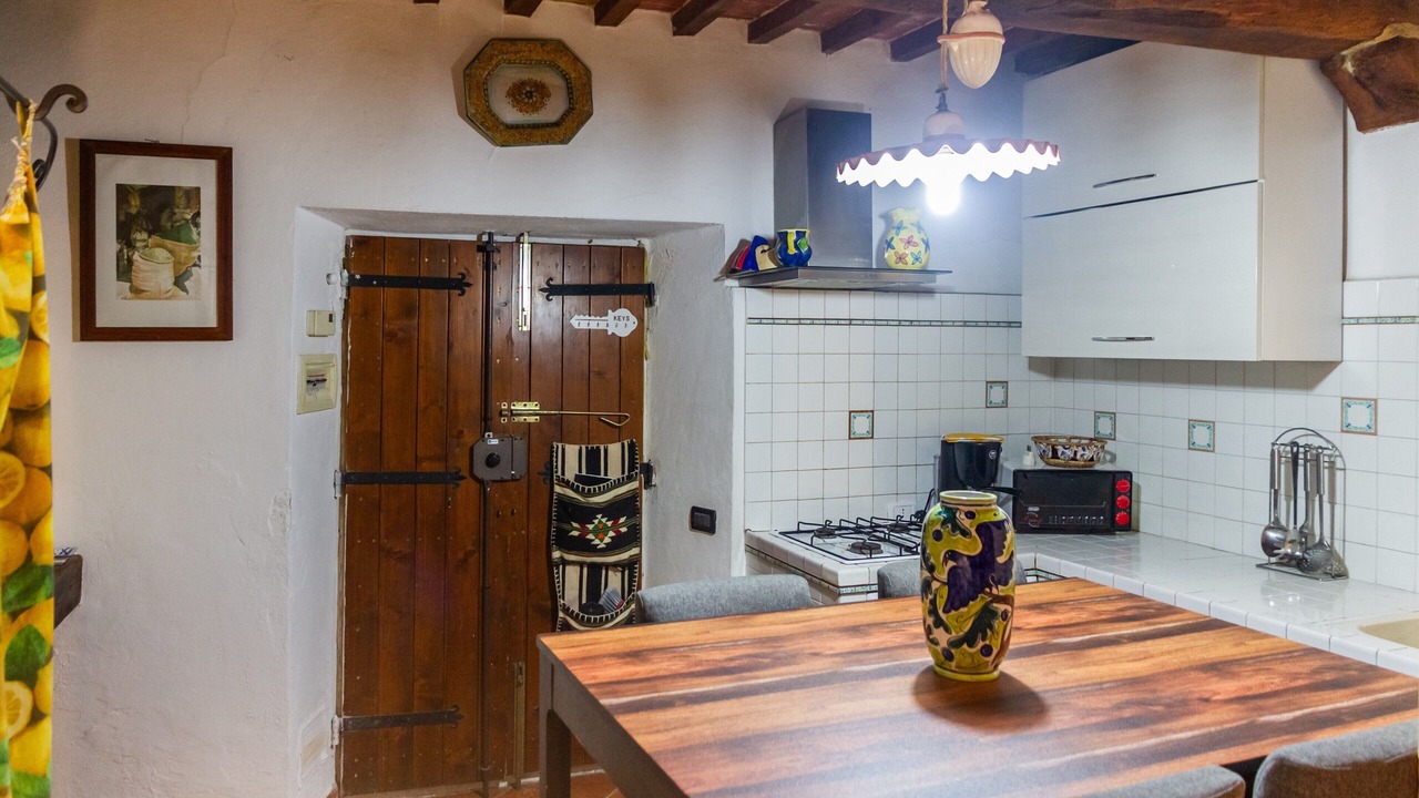 Photo of Kitchen in Tatti