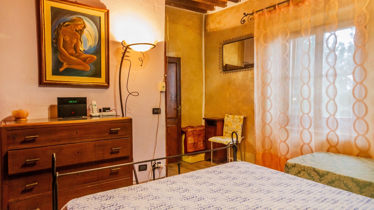 Photo of Bedroom in Tatti