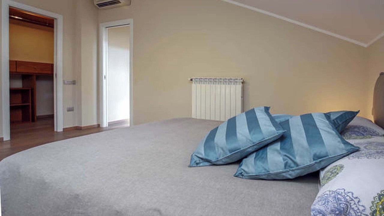 Photo of Bedroom in Historical Downtown Salerno