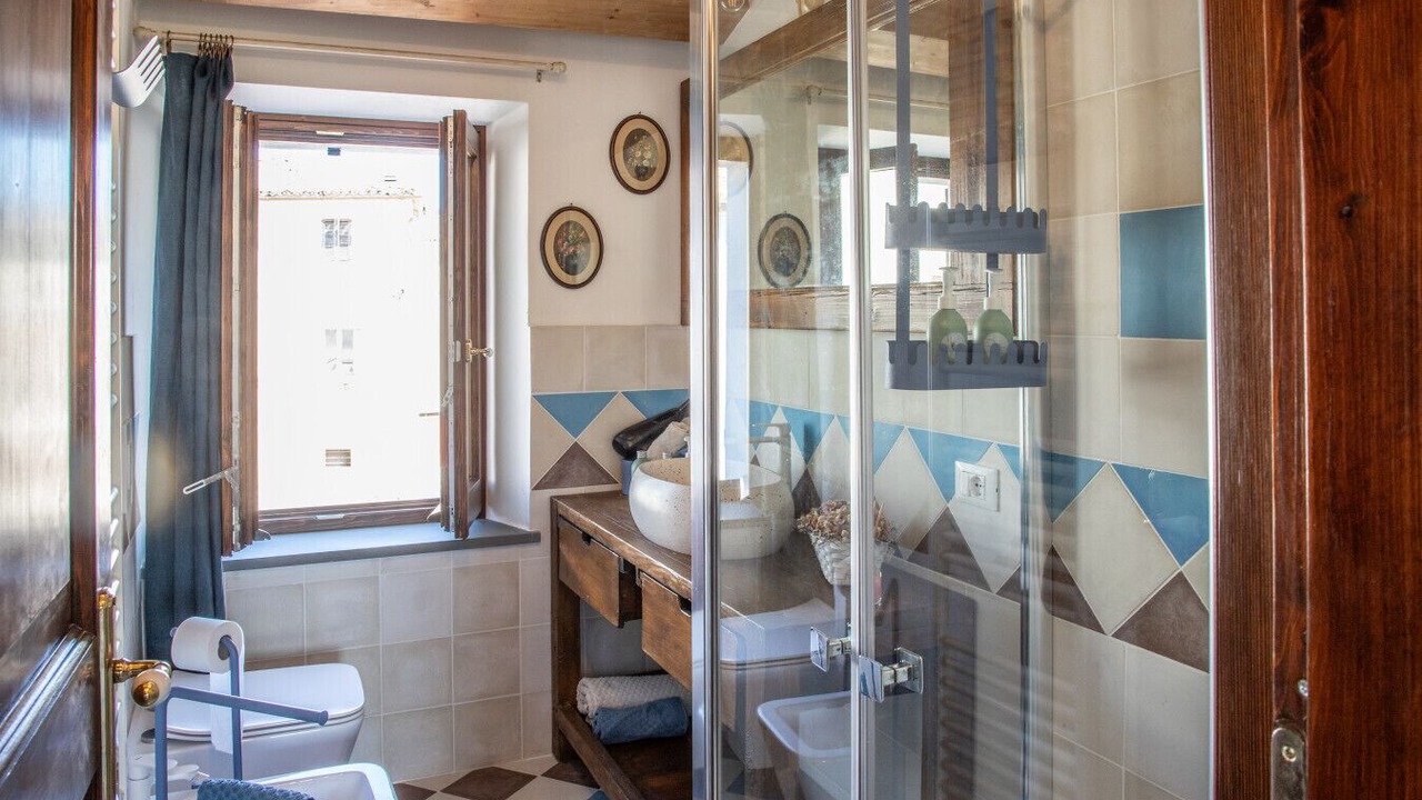 Photo of Bathroom in Mondavio