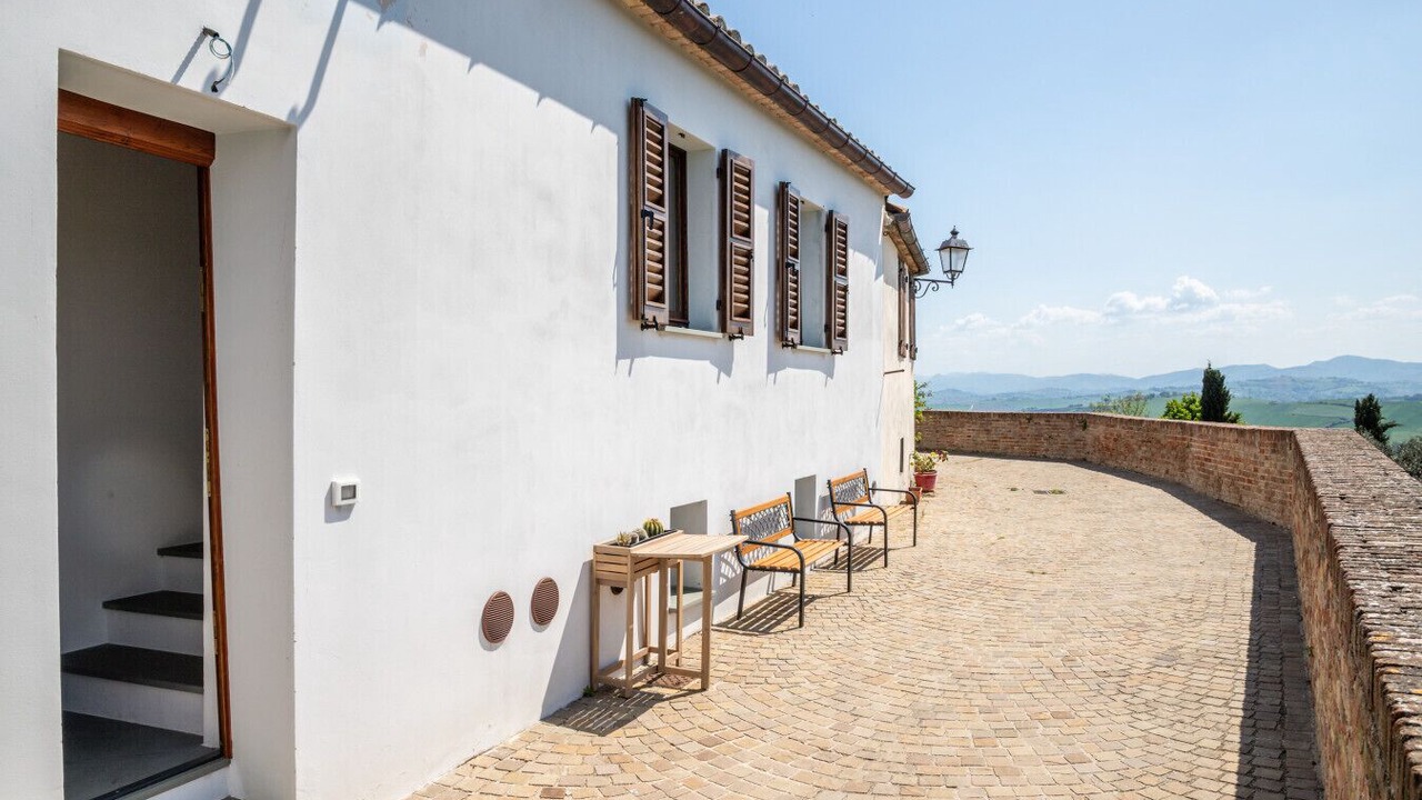 Photo of Patio Balcony in Mondavio