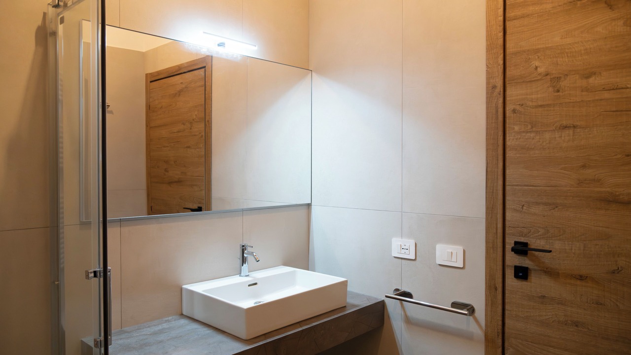 Photo of Bathroom in Zona XLIX Santa Maria di Galeria