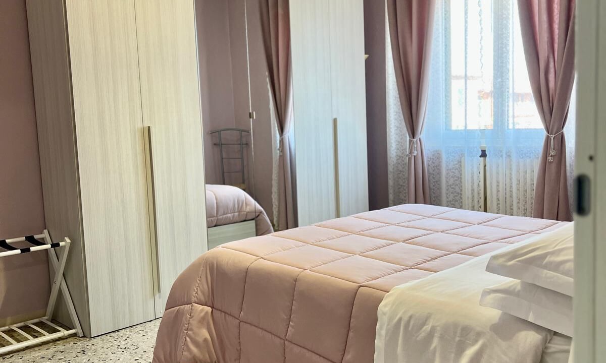 Photo of Bedroom in Certosa di Pavia