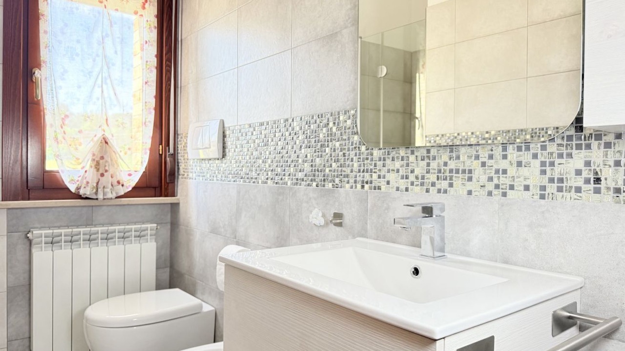 Photo of Bathroom in Senigallia