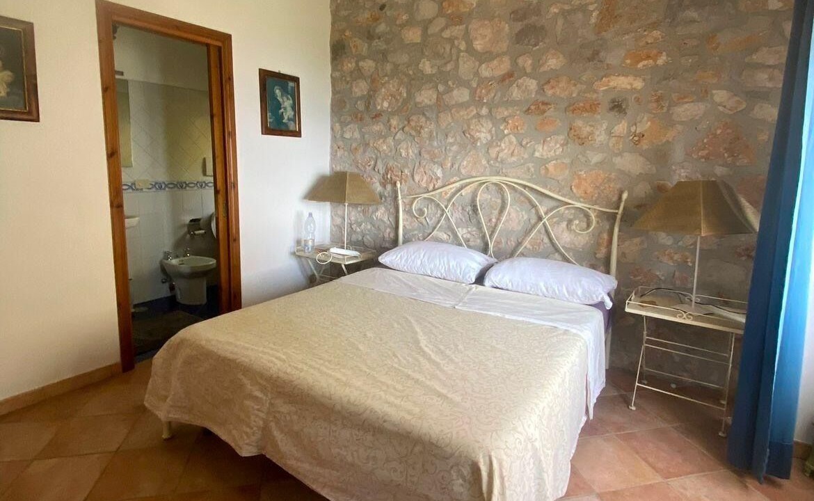 Photo of Bedroom in Faro