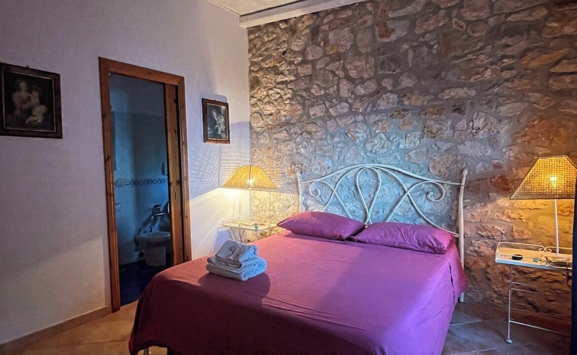 Photo of Bedroom in Faro