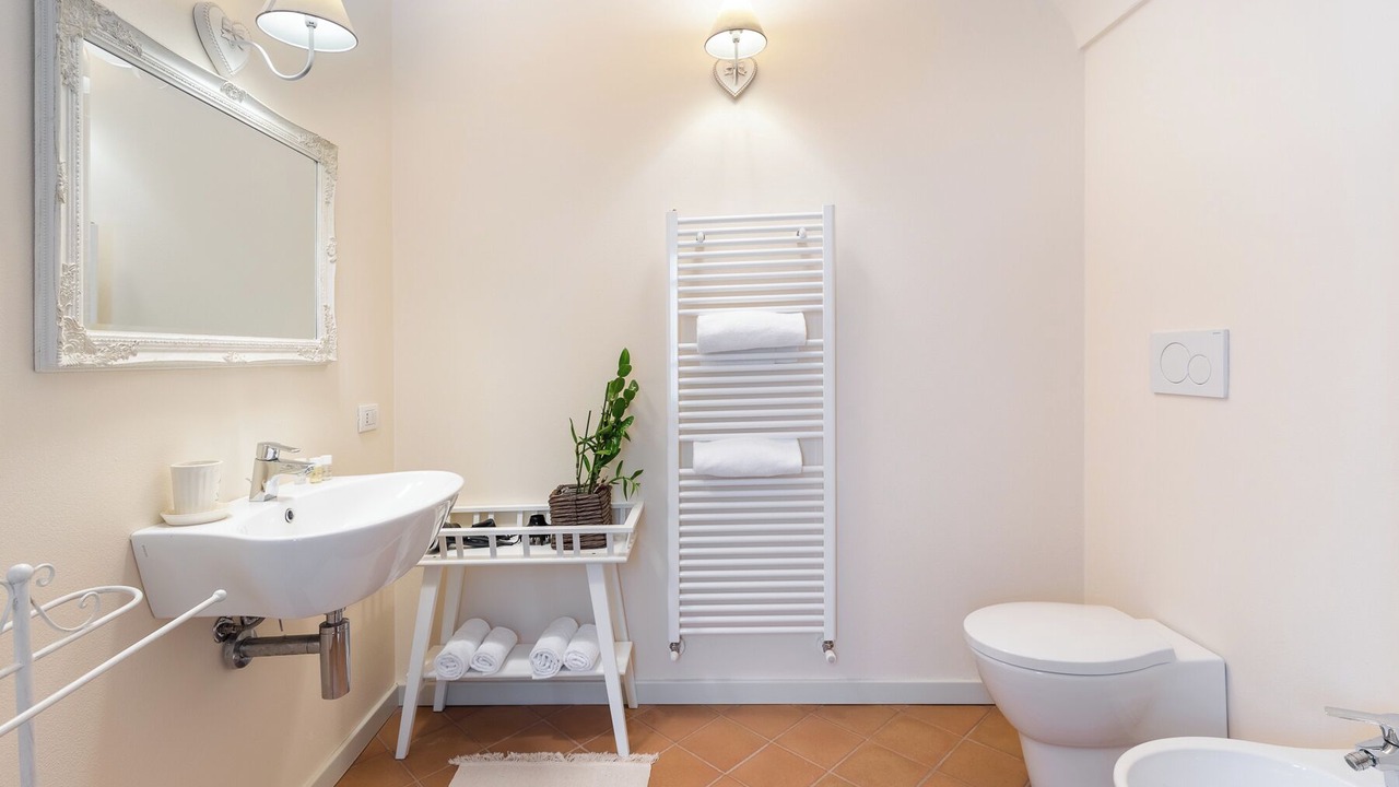 Photo of Bathroom in Magliano Alfieri