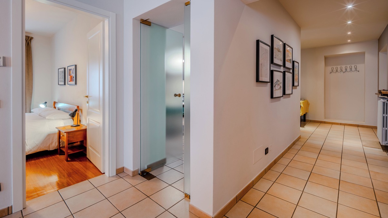 Photo of Bedroom in Langhe and Roero