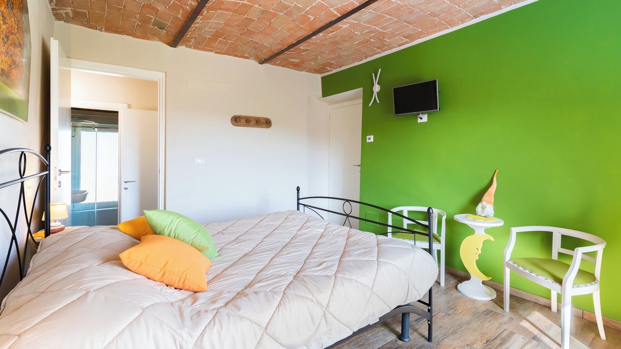 Photo of Bedroom in Costigliole d'Asti