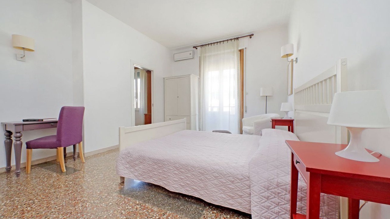 Photo of Bedroom in Flaminio