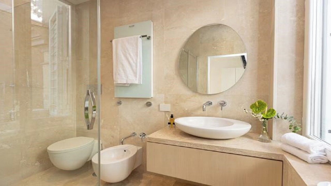 Photo of Bathroom in Rome City Centre