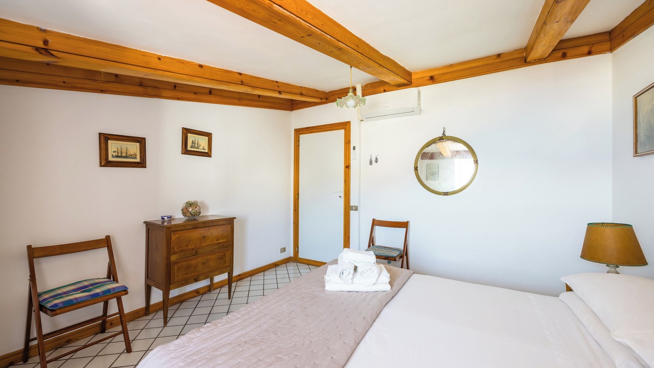 Photo of Bedroom in Ischia Porto
