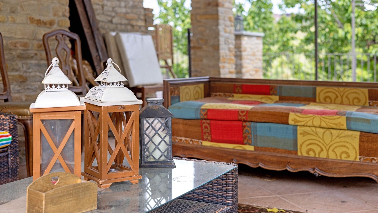 Photo of Outdoor in Mango