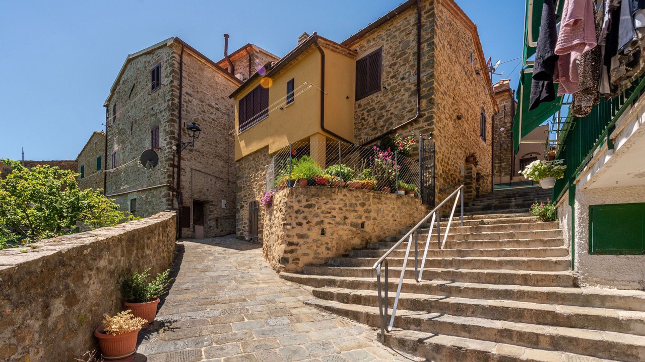 Photo of Others in Montorgiali