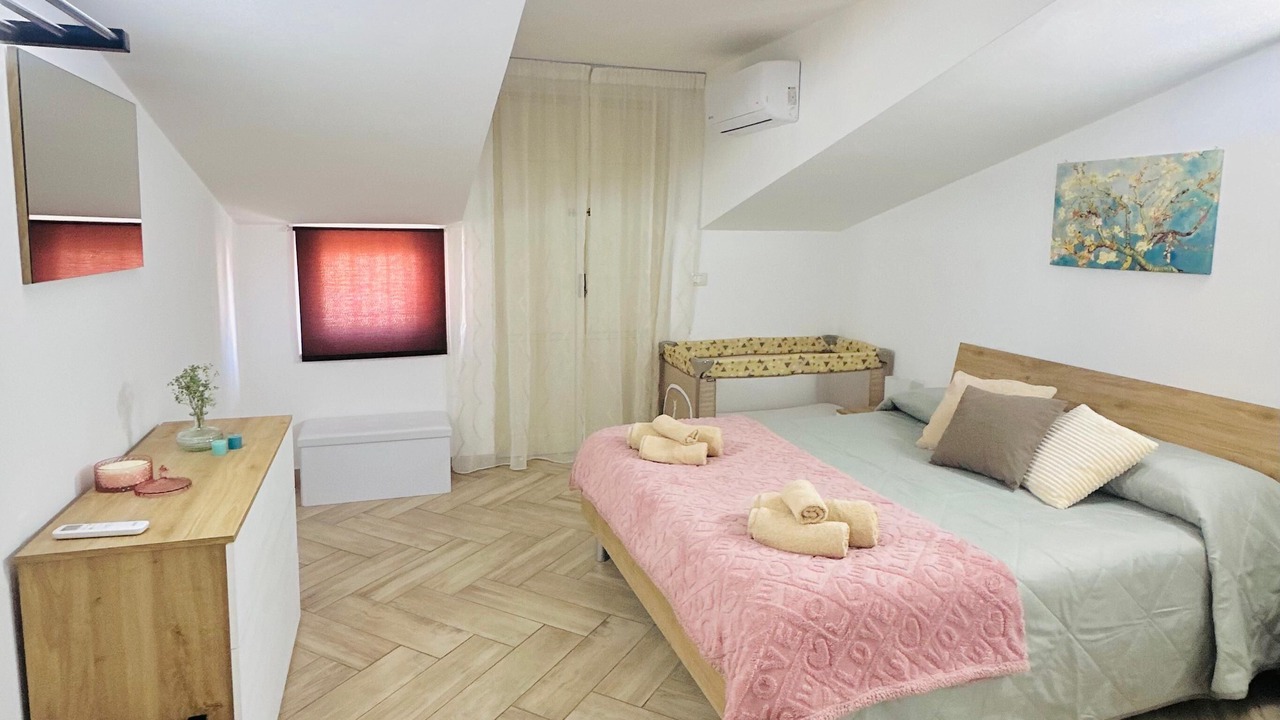 Photo of Bedroom in Mondragone