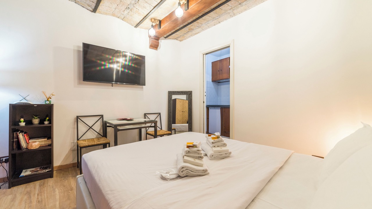 Photo of Bedroom in Rione VI Parione